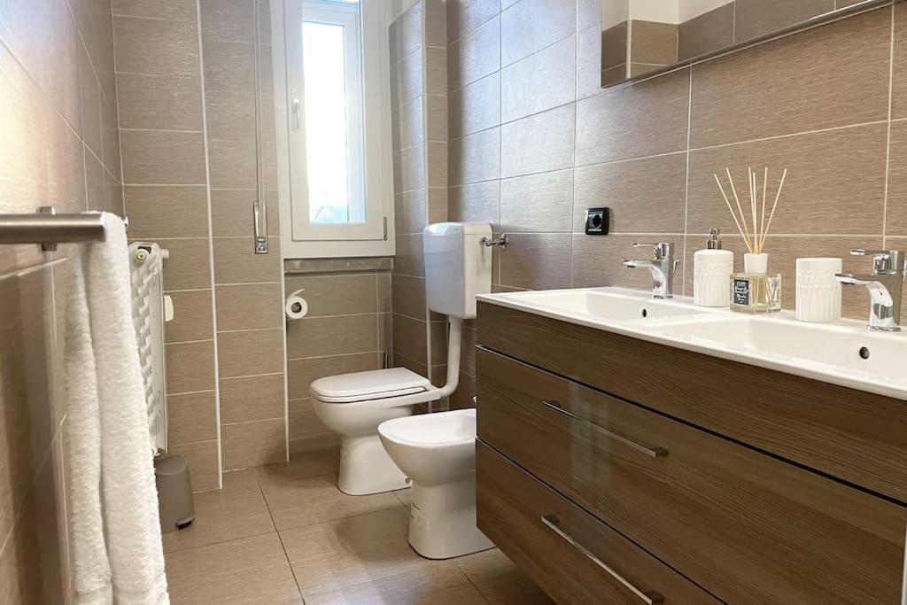 Ferienwohnung Amazing Flat With Terrace Mailand Exterior foto