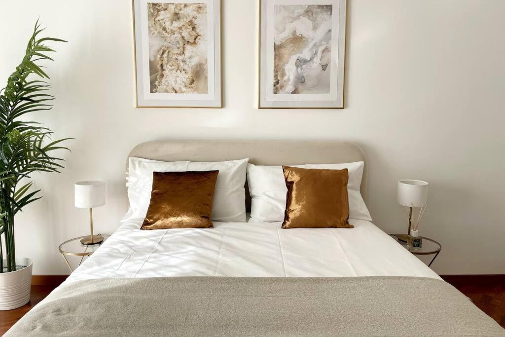 Ferienwohnung Amazing Flat With Terrace Mailand Exterior foto