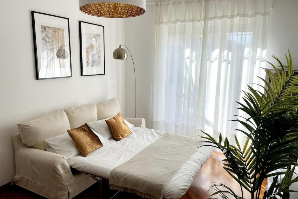 Ferienwohnung Amazing Flat With Terrace Mailand Exterior foto