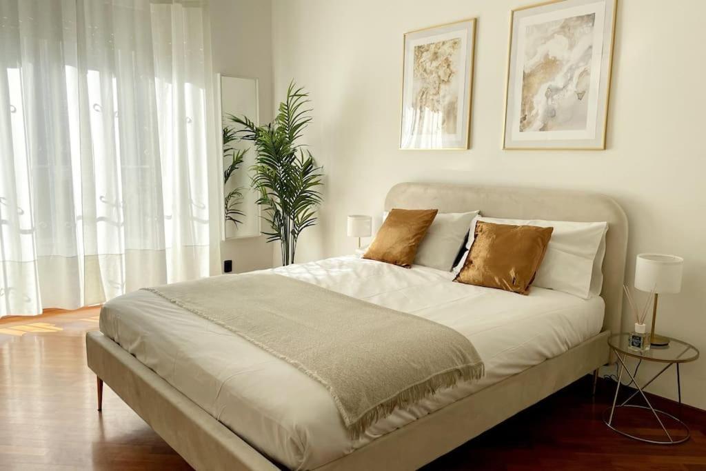 Ferienwohnung Amazing Flat With Terrace Mailand Exterior foto